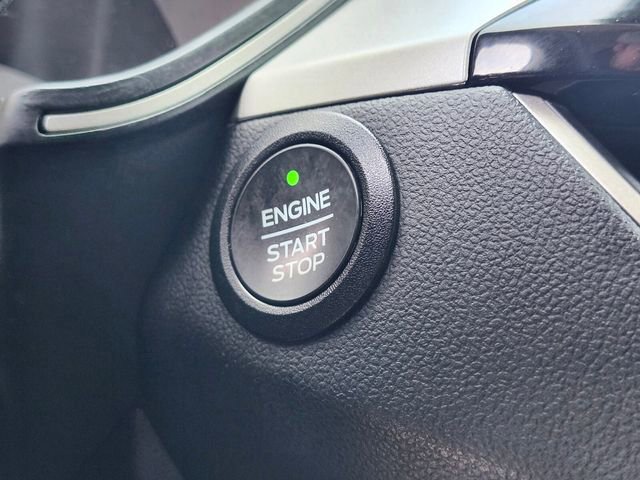 Certified 2022 Ford Escape SE w/ Cold Weather Package image 24