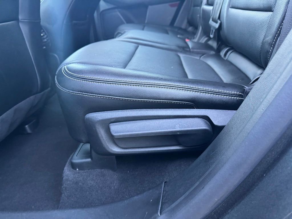 Certified 2020 Ford Escape Titanium AWD/4WD image 11