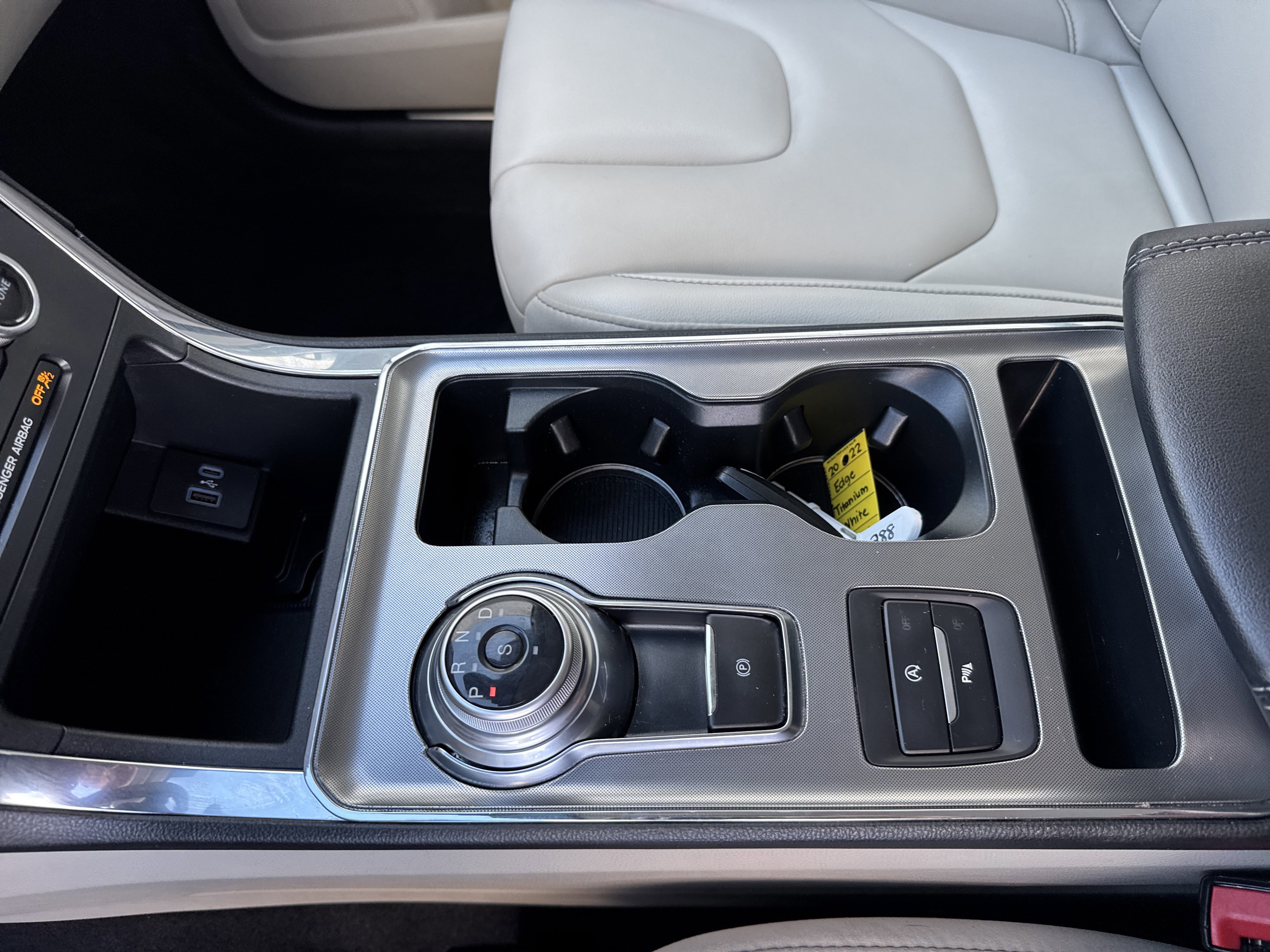 Certified 2022 Ford Edge Titanium image 41