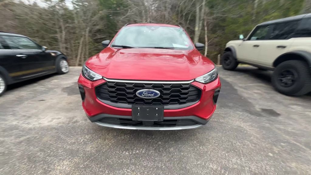 Certified 2025 Ford Escape ST-Line AWD/4WD image 18