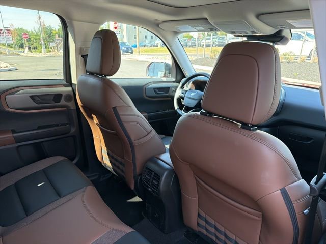 Certified 2025 Ford Bronco Sport Outer Banks w/ Outer Banks Tech Package+ AWD/4WD image 31