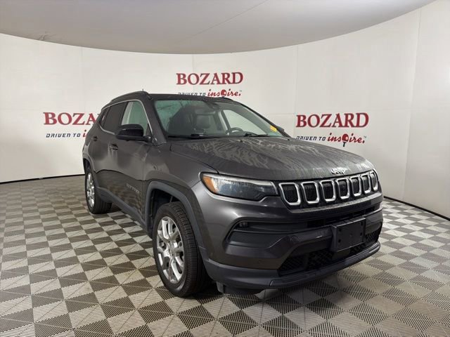 Used 2022 Jeep Compass Latitude w/ Sun and Sound Group image 7