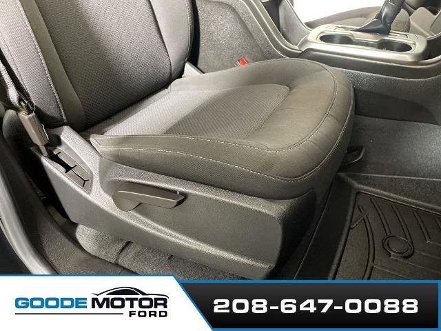 Used 2022 Chevrolet Colorado LT w/ LT Convenience Package AWD/4WD image 25