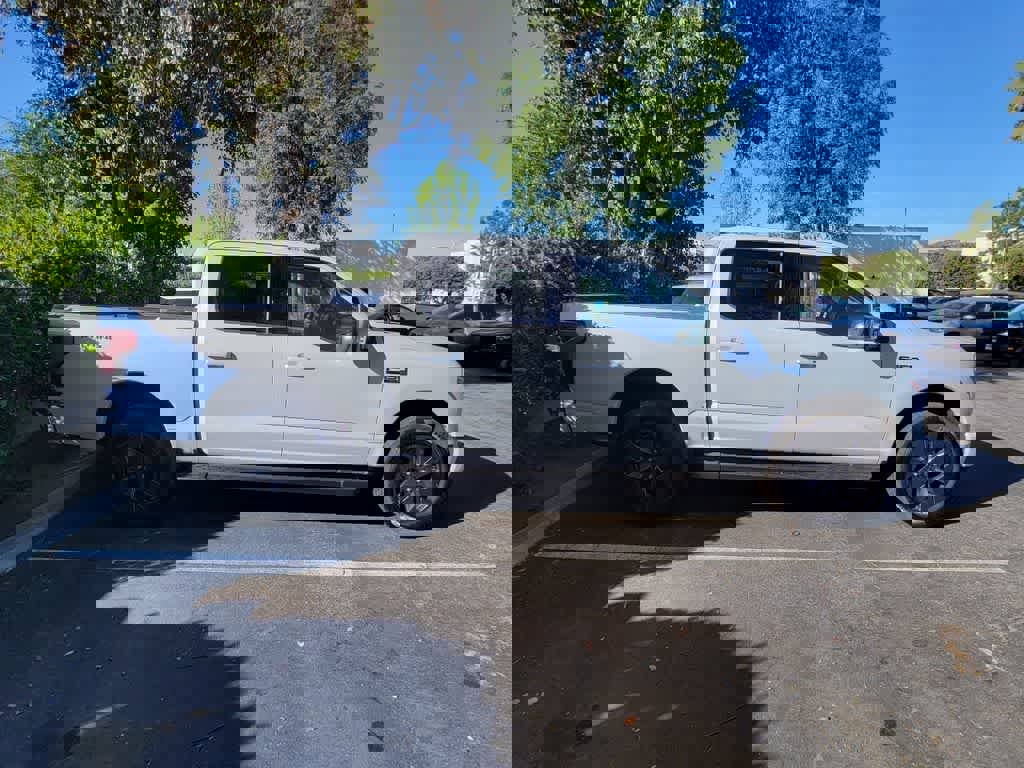 Certified 2025 Ford F150 Lightning Flash image 6