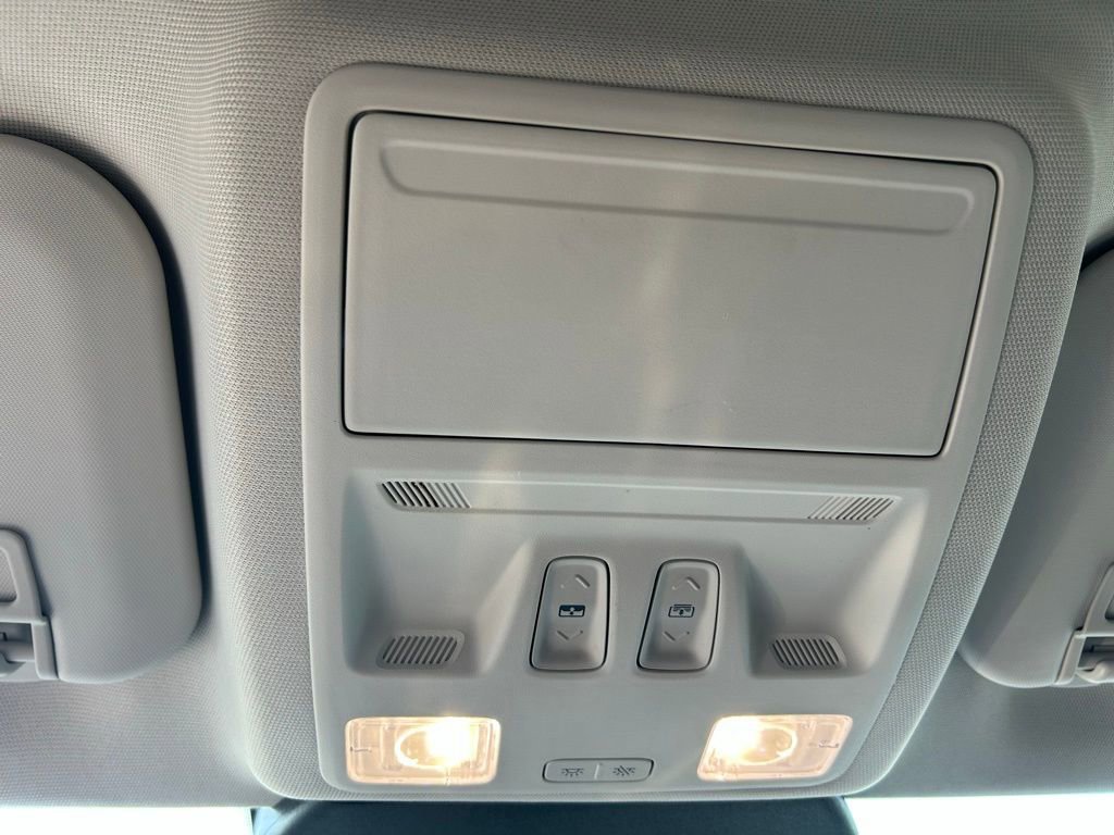 Certified 2022 Ford Escape SEL w/ SEL Stealth AWD Package image 34