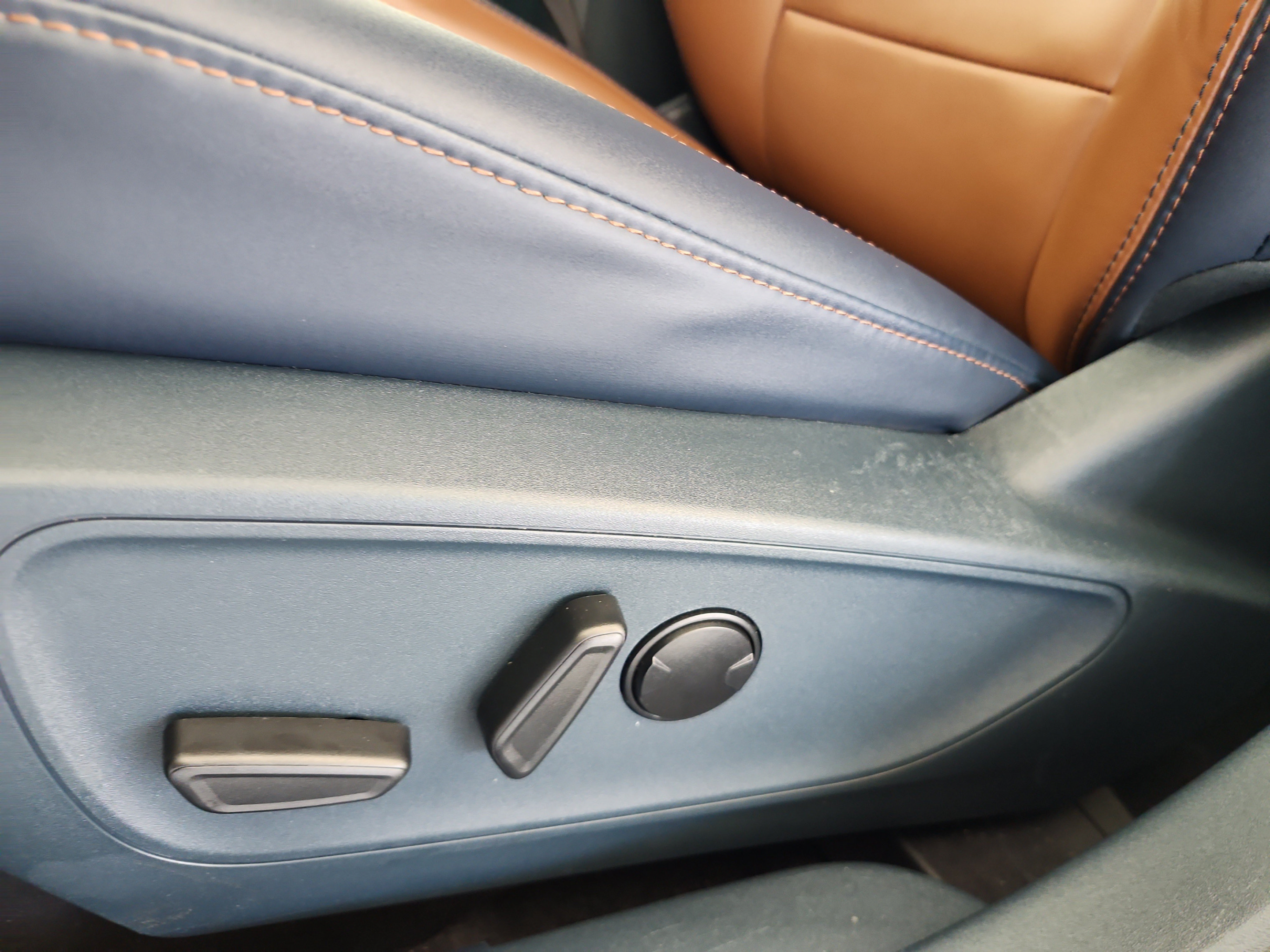 Certified 2024 Ford Maverick Lariat FWD image 15