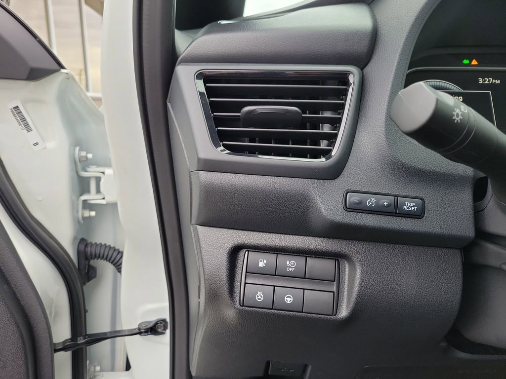 Used 2025 Nissan Leaf SV Plus image 21