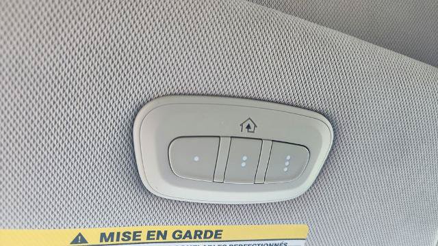 Used 2022 Chrysler Pacifica Touring-L FWD image 14