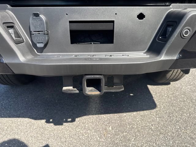 Certified 2025 Ford F150 Lightning Flash AWD/4WD image 8