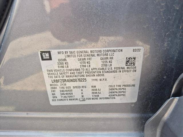 Used 2022 Buick Envision Avenir w/ Technology Package II AWD/4WD image 16