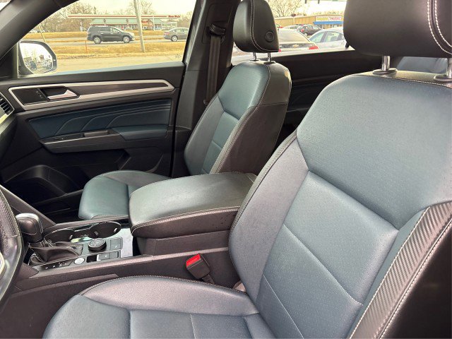 Used 2021 Volkswagen Atlas Cross Sport SEL R-Line w/ Cross Sport MDO Package image 9