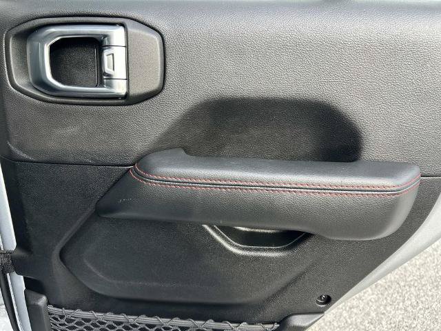 Used 2023 Jeep Wrangler Unlimited Rubicon AWD/4WD image 18