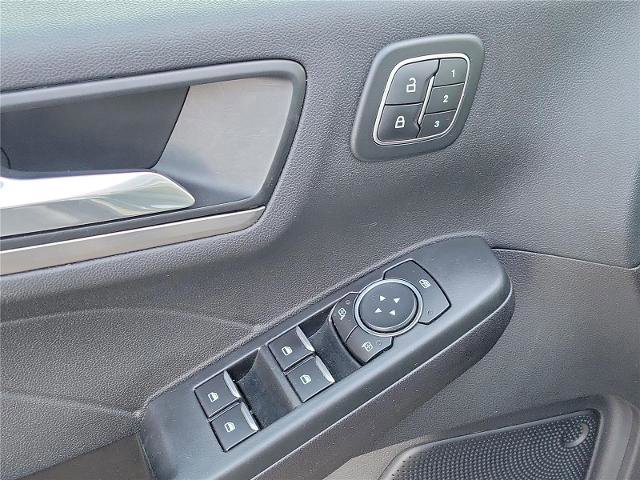 Certified 2022 Ford Escape Titanium w/ Class II Trailer Tow Package image 13