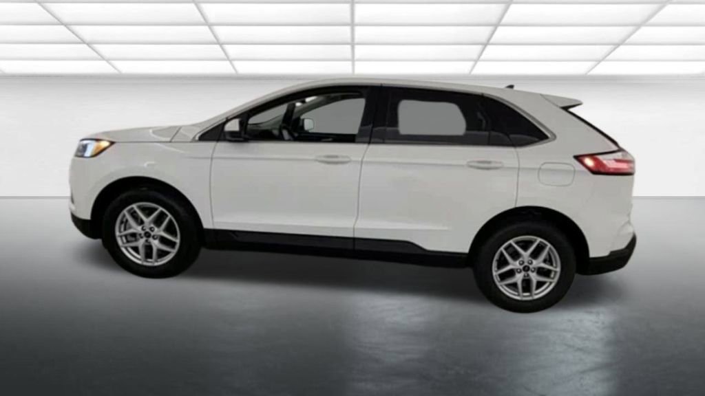 Certified 2023 Ford Edge SEL w/ Convenience Package image 5