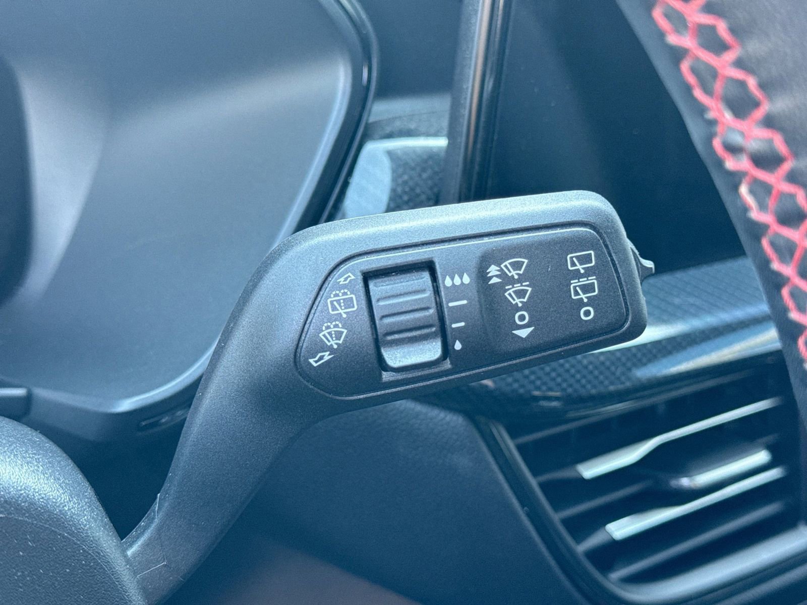 Certified 2023 Ford Escape ST-Line w/ Tech Pack #1 image 25