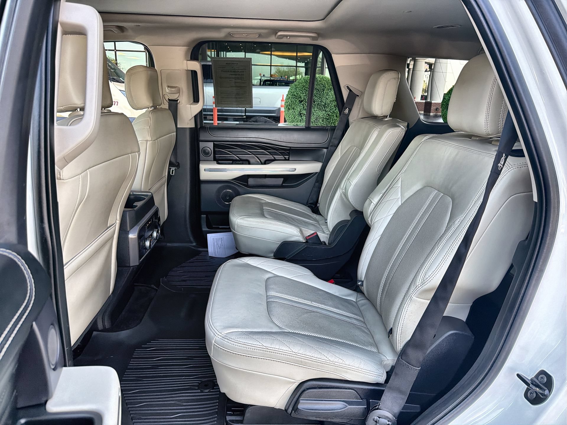 Certified 2020 Ford Expedition Platinum RWD image 23