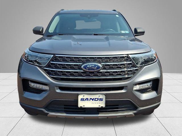 Certified 2023 Ford Explorer XLT w/ Equipment Group 202A AWD/4WD image 2