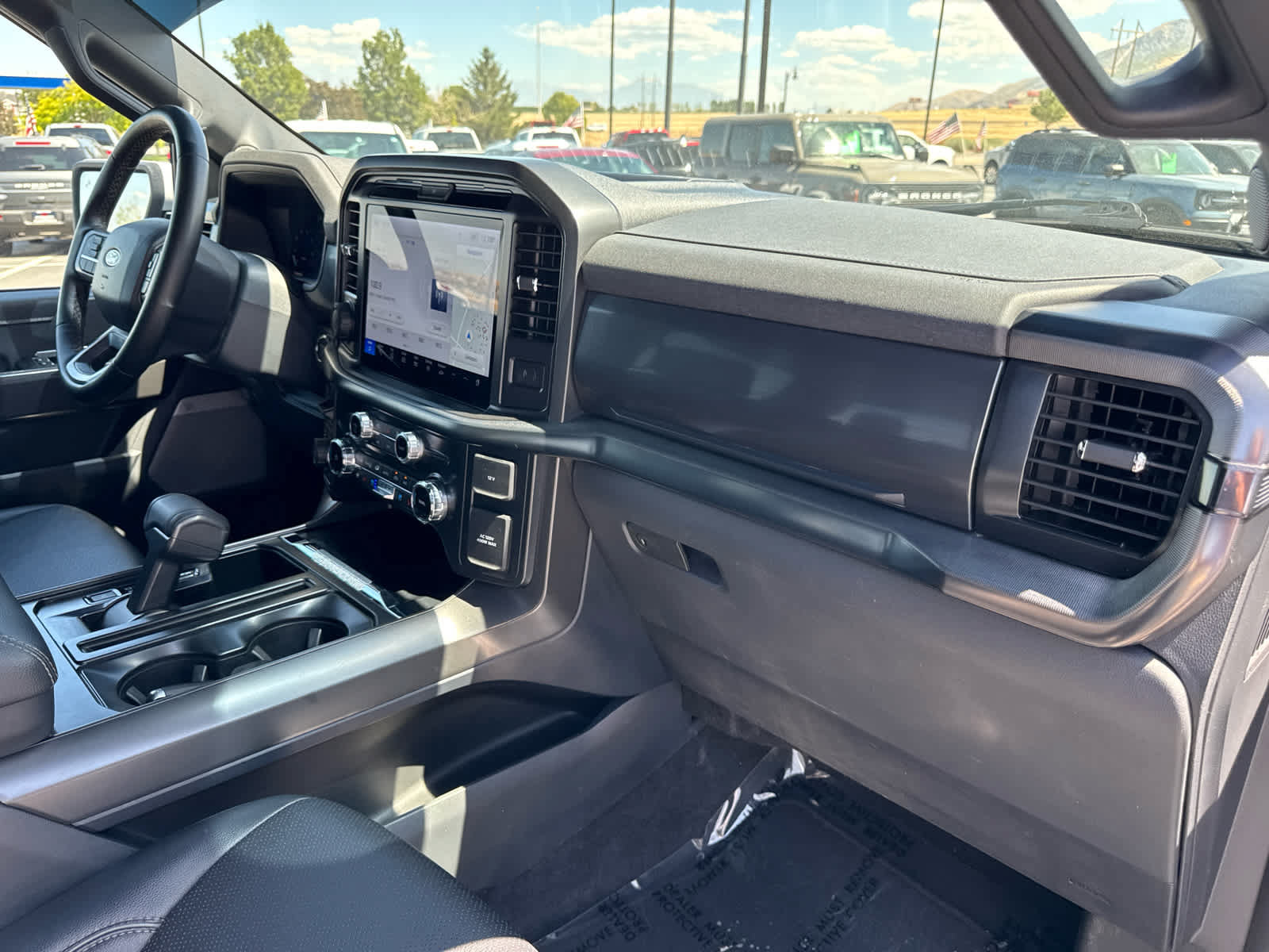 Certified 2025 Ford F150 Lariat AWD/4WD image 16