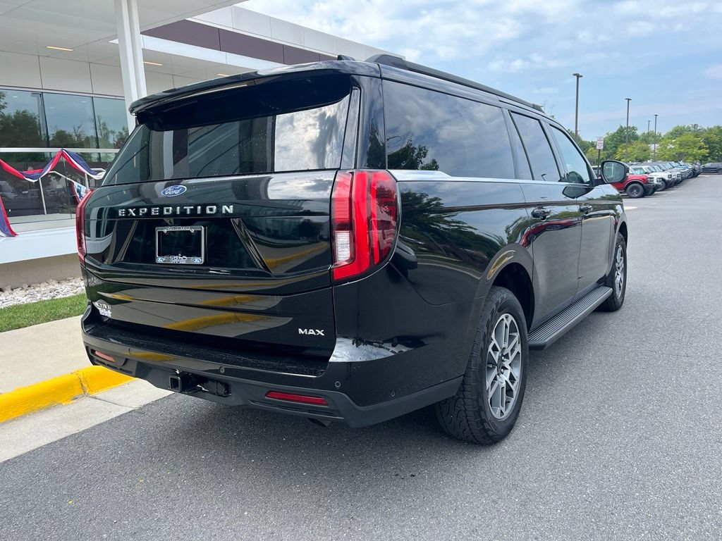 Certified 2025 Ford Expedition Max Active AWD/4WD image 9