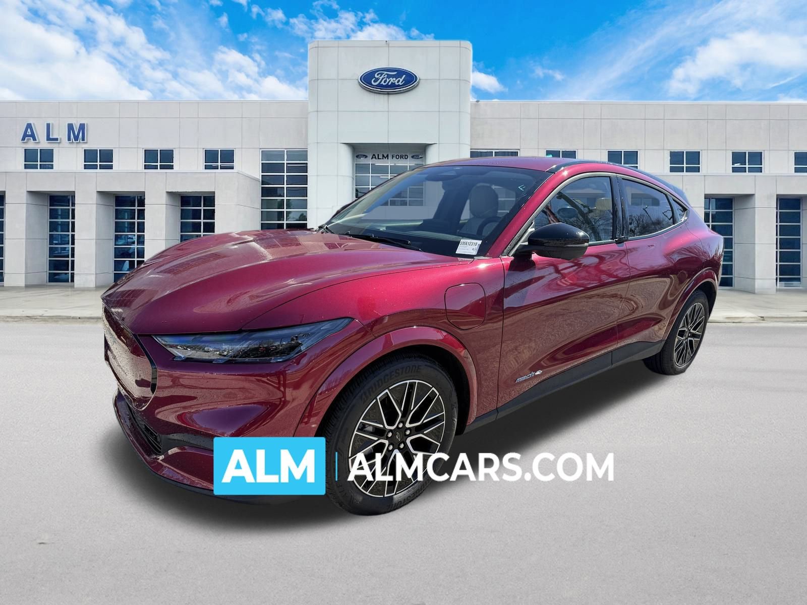 Certified 2025 Ford Mustang Mach-E Premium image 1