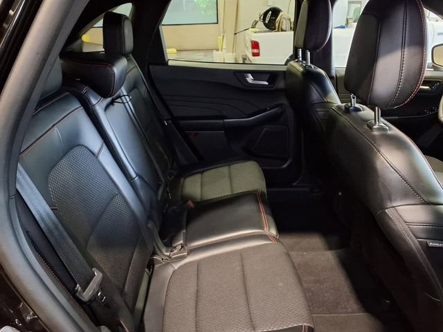 Certified 2025 Ford Escape ST-Line FWD image 26