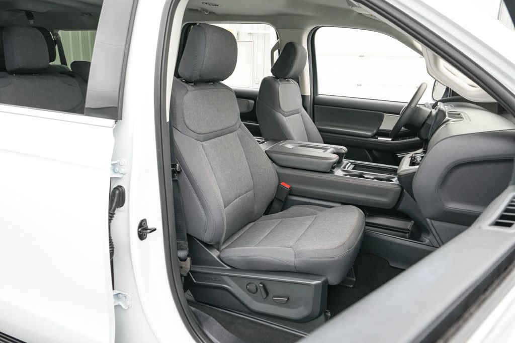 Certified 2025 Ford Expedition Max Active image 25