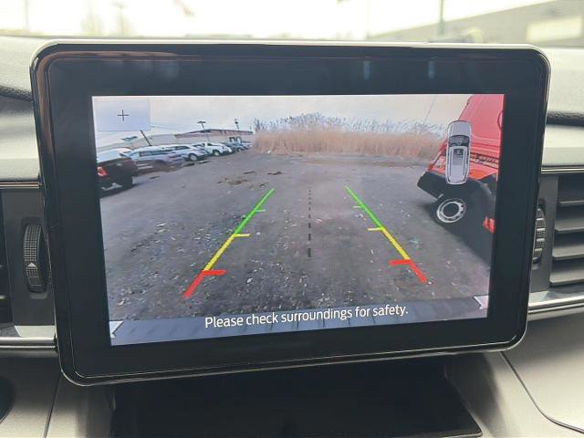 Certified 2021 Ford Explorer XLT w/ Equipment Group 202A image 25