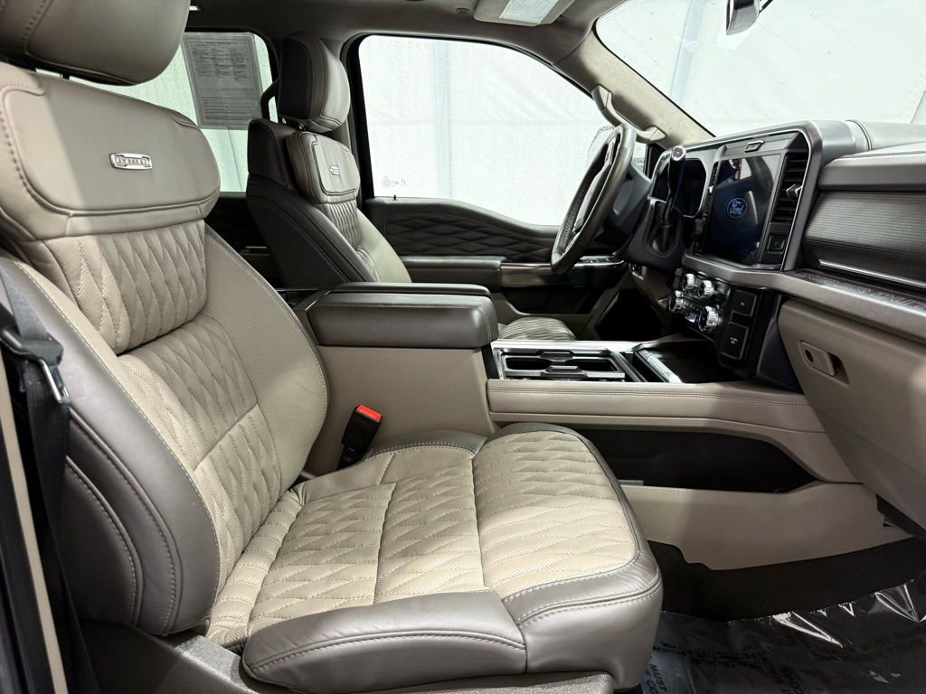Certified 2025 Ford F450 Platinum w/ Platinum Plus Package image 21