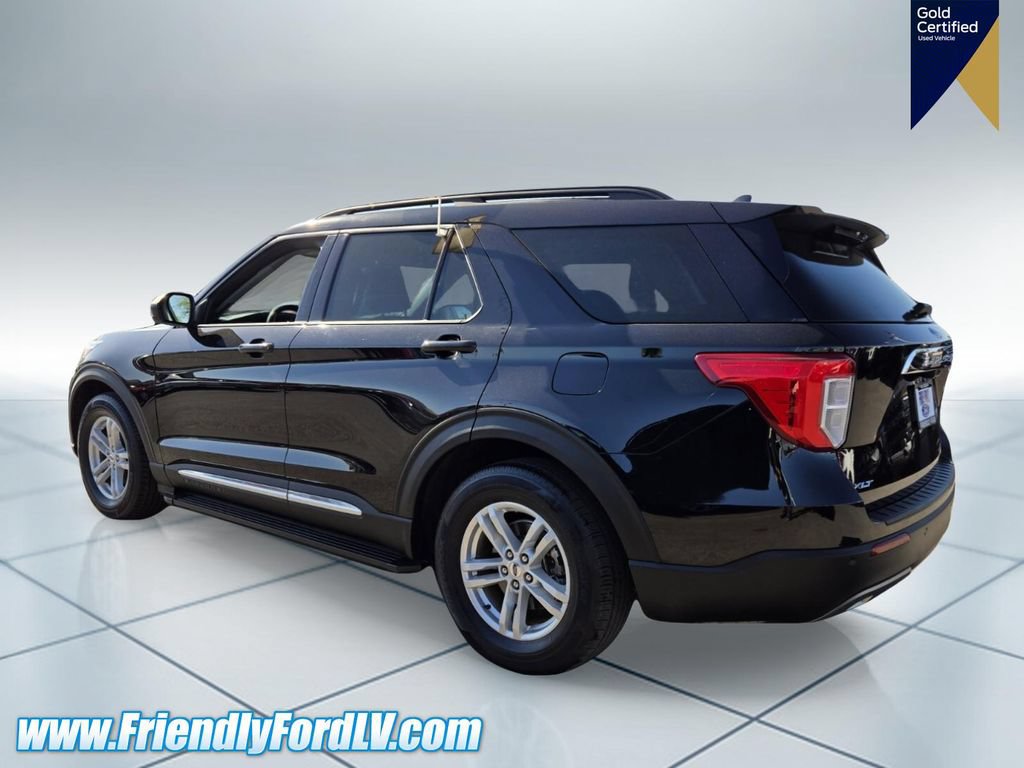 Certified 2022 Ford Explorer XLT w/ Equipment Group 202A RWD image 3