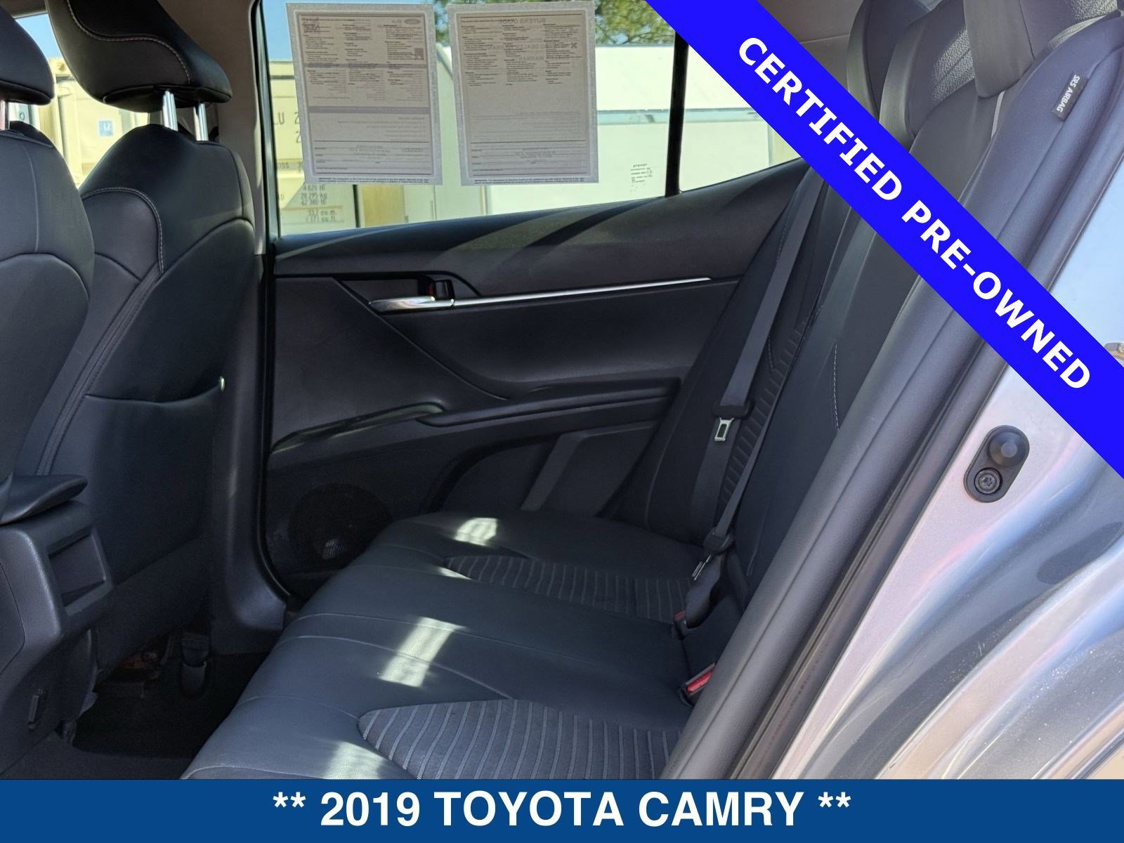 Used 2019 Toyota Camry SE image 13