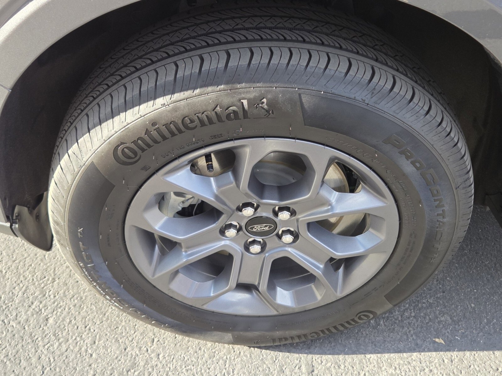 Certified 2025 Ford Maverick XLT image 9