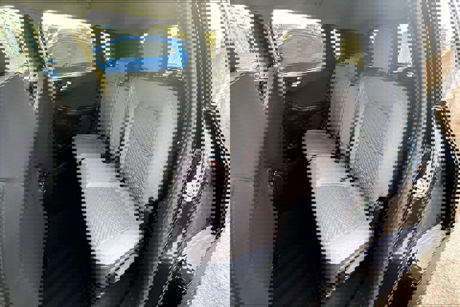 Certified 2021 Ford Escape SE w/ SE Sport Appearance Package image 22