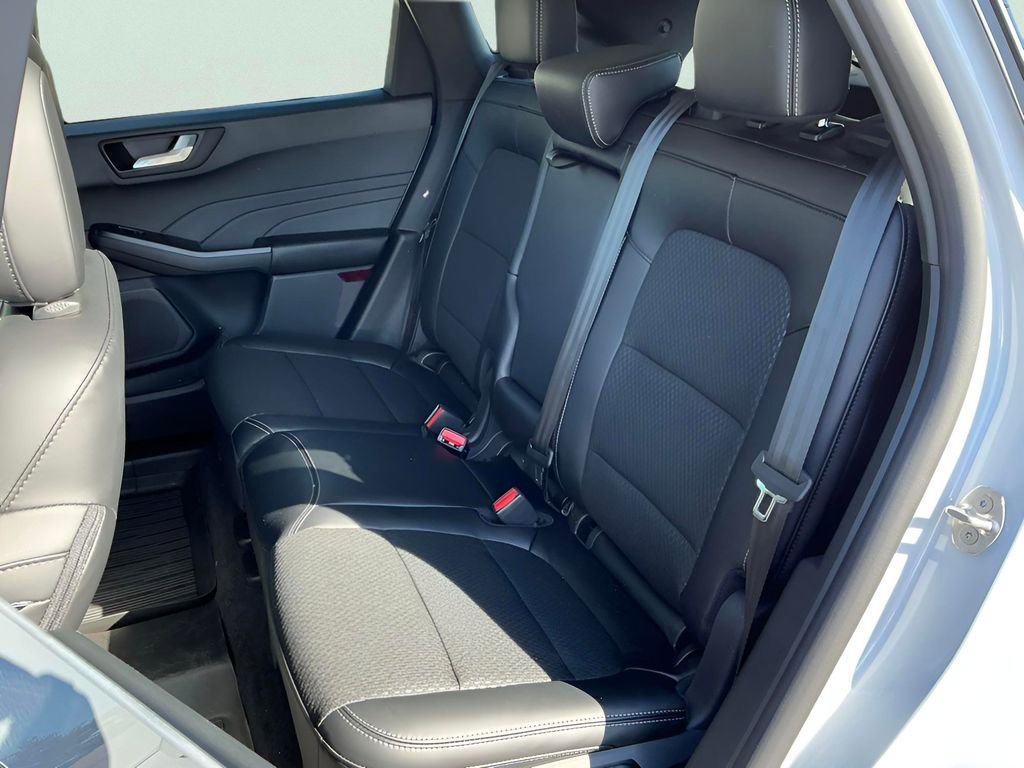 Certified 2026 Ford Escape Base image 28