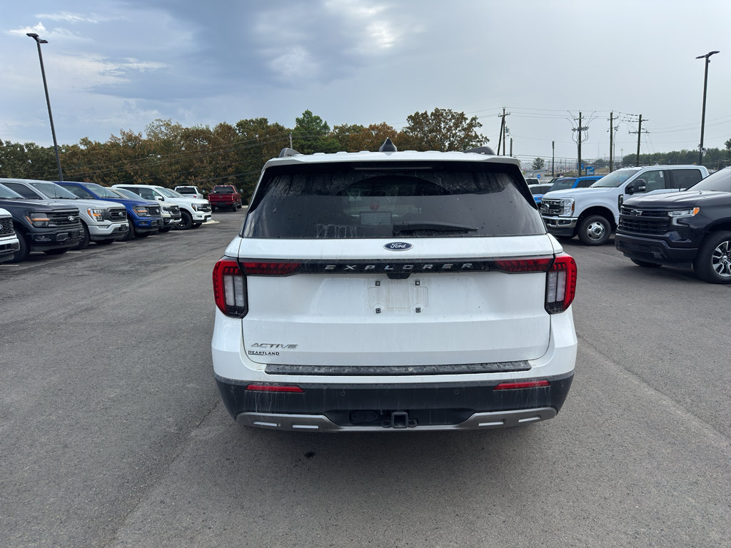 Certified 2025 Ford Explorer Active w/ Active Comfort Package RWD image 6