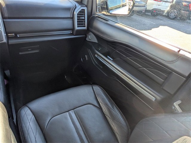 Certified 2021 Ford Expedition Max Platinum image 17