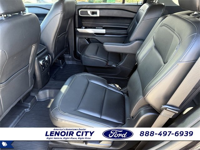 Certified 2022 Ford Explorer XLT w/ Equipment Group 202A image 11