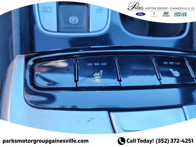 Used 2022 Hyundai Santa Cruz SEL Premium image 22