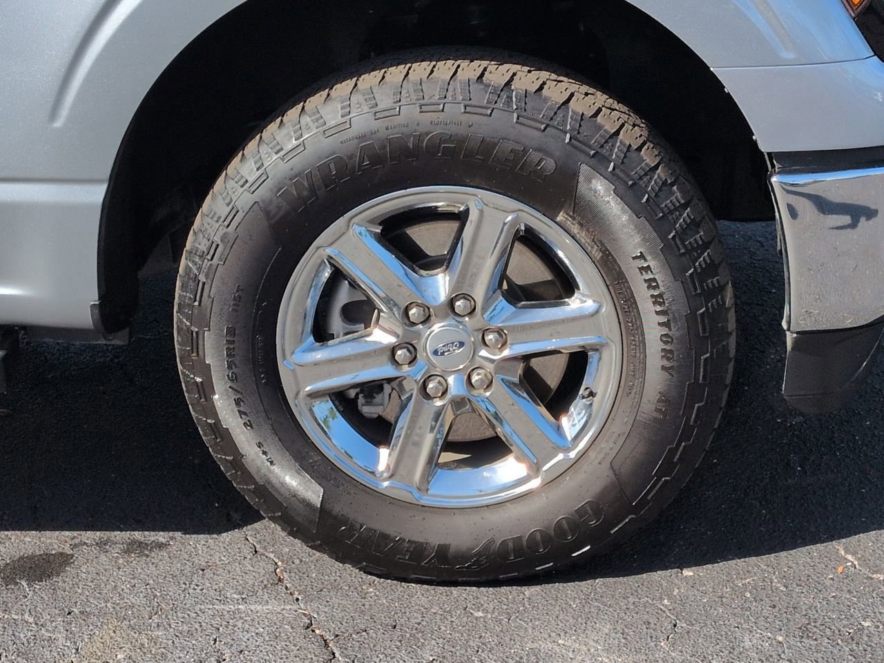 Certified 2025 Ford F150 XLT w/ Equipment Group 301A Standard image 10