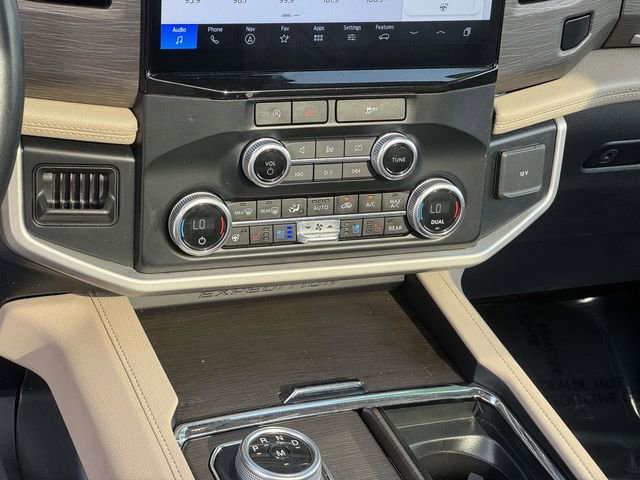Certified 2024 Ford Expedition Limited AWD/4WD image 22