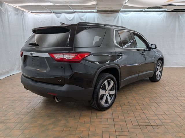 Used 2020 Chevrolet Traverse LT w/ LT Premium Package AWD/4WD image 7