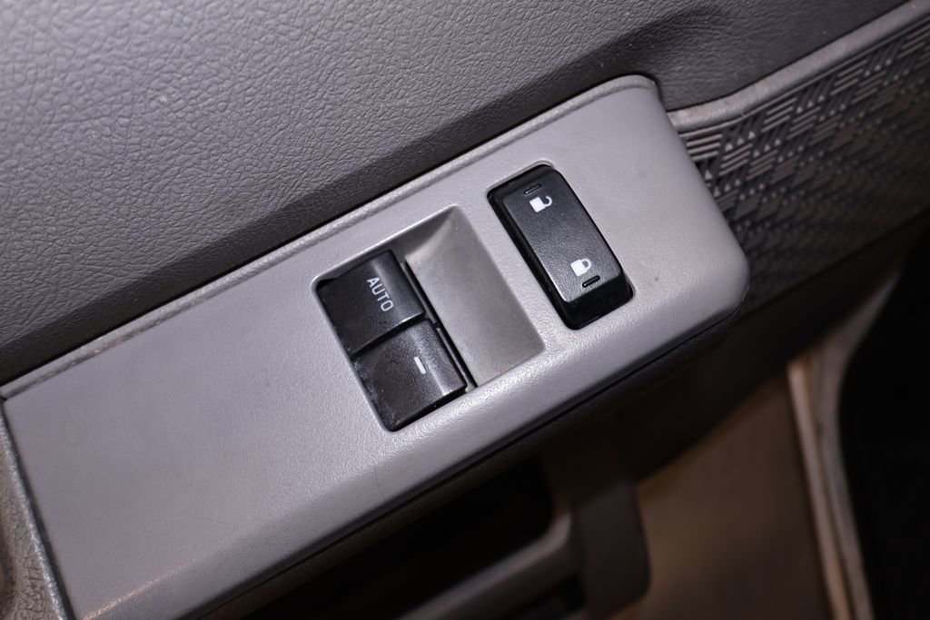 Certified 2019 Ford E-450 and Econoline 450 Super Duty w/ Power Windows & Locks Group RWD image 16