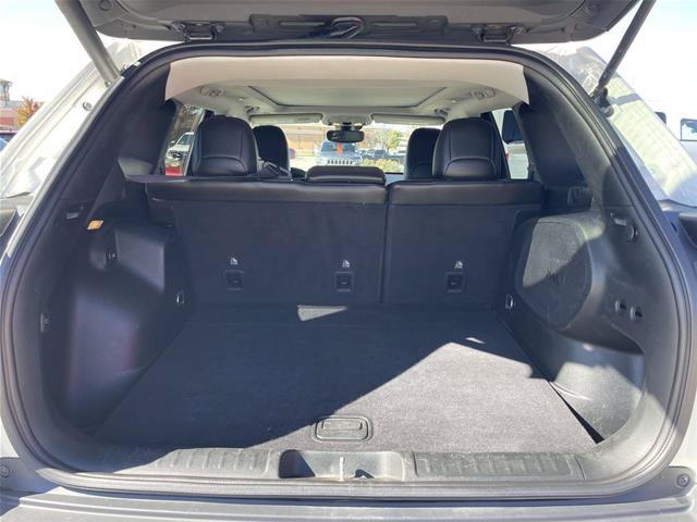 Used 2019 Jeep Cherokee Trailhawk AWD/4WD image 36