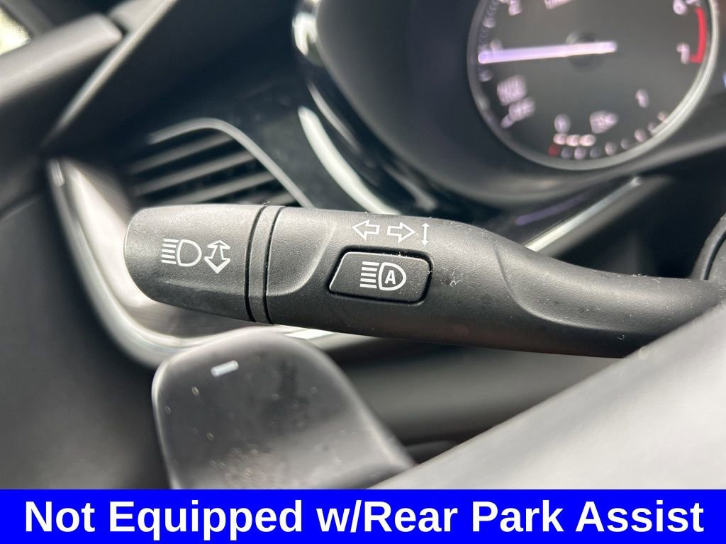 Used 2023 Buick Envision Essence FWD image 23