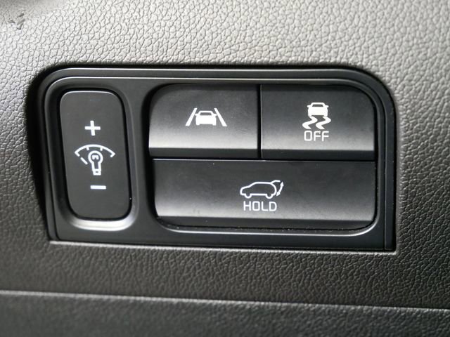 Used 2023 Kia Sorento SX image 18