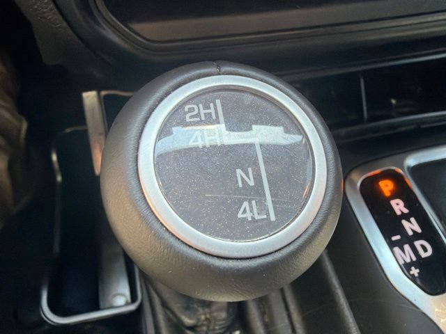 Used 2021 Jeep Wrangler Unlimited Sahara AWD/4WD image 36