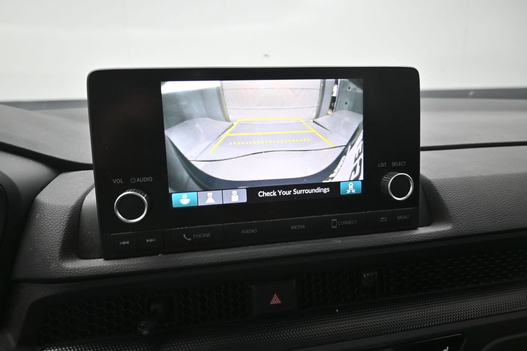 Used 2023 Honda CR-V EX image 4