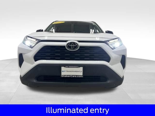 Used 2022 Toyota RAV4 XLE AWD/4WD image 18