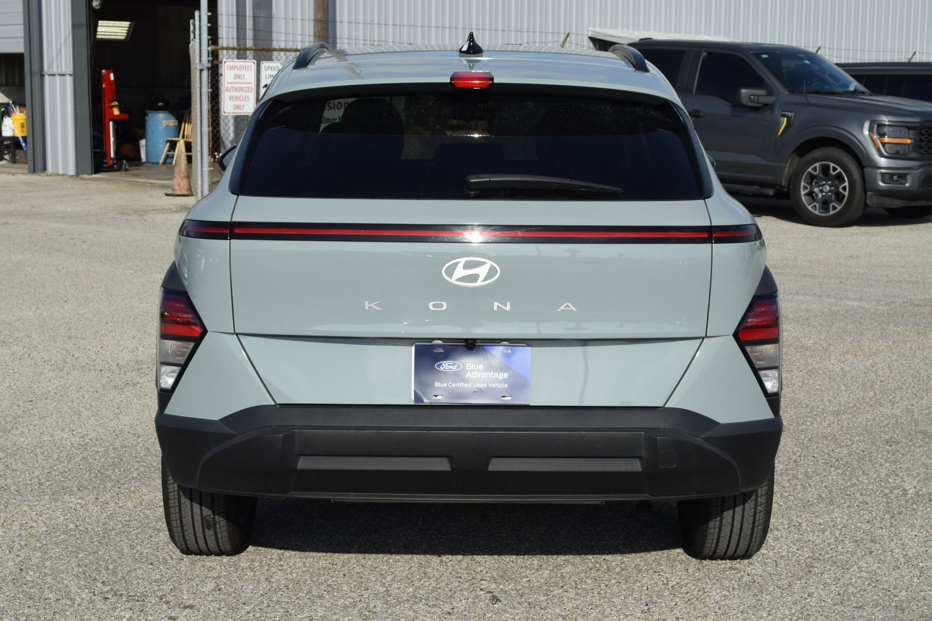 Used 2024 Hyundai Kona SEL image 9