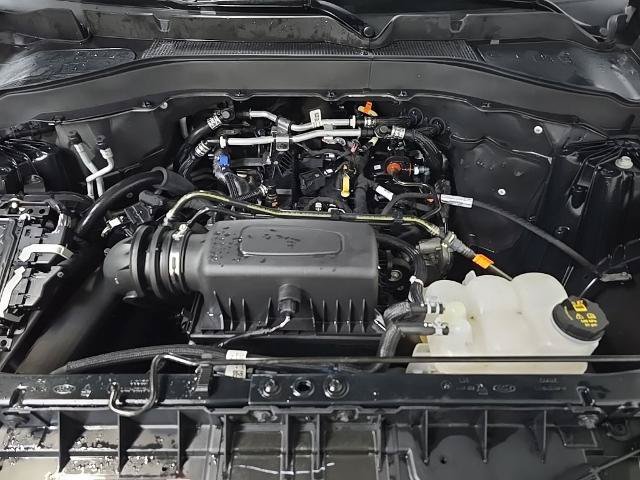Certified 2024 Ford Explorer XLT w/ Equipment Group 202A AWD/4WD image 18