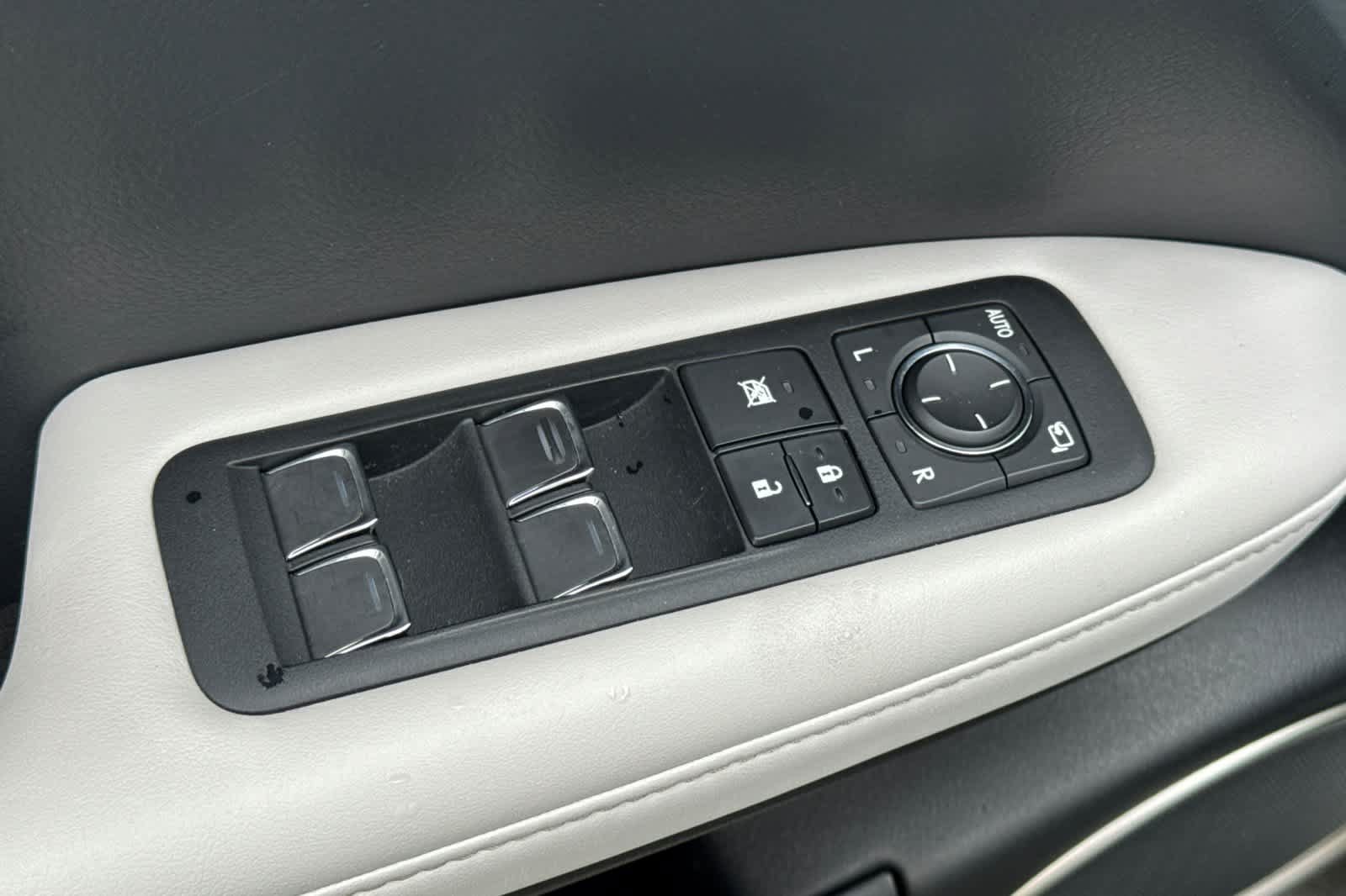 Used 2021 Lexus RX 350 AWD w/ Luxury Package image 13